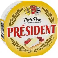 Фото акции Сыр President Petit Brie мягкий с белой плесенью 60% 125г